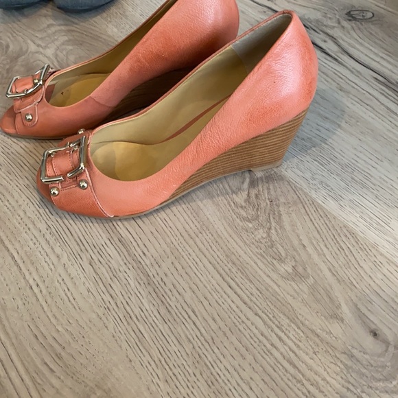 Nine West wedge shoes - Picture 2 of 2